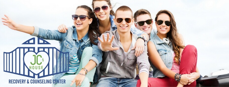 Making New Friends Group of Teenagers Hanging Out.JCBlog1